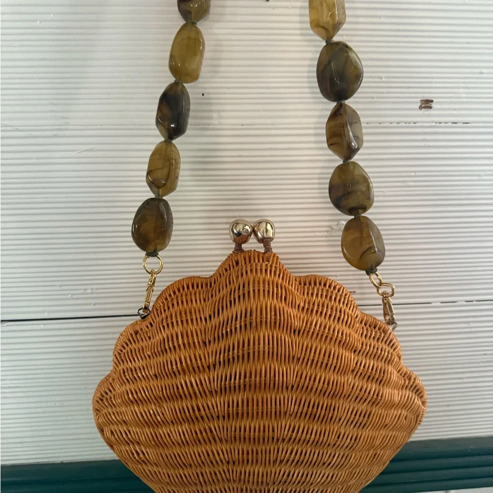 Serpui Bella shell bag- sold out - Picture 3 of 9